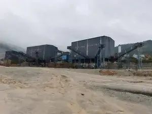 Planta de agregados em Xiangyang, Hubei, China (5 milhões de toneladas por ano)