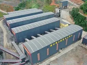 Usina de agregados em Wuzhou, Guangxi, China (15 milhões de toneladas por ano)