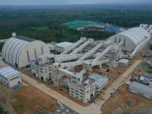 Planta de agregados na província de Hainan, China (5 milhões de toneladas por ano)