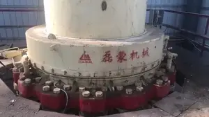 Britador cônico